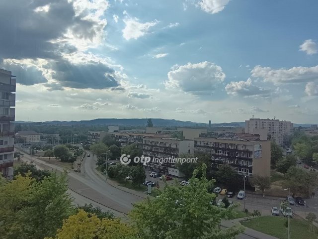 Eladó panellakás, Budapesten, XX. kerületben 73.9 M Ft, 3 szobás