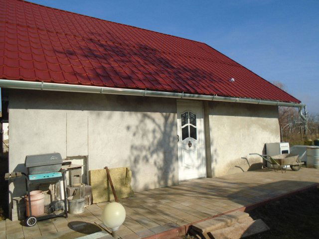 Eladó családi ház, Cserkeszőlőn 16 M Ft, 2 szobás