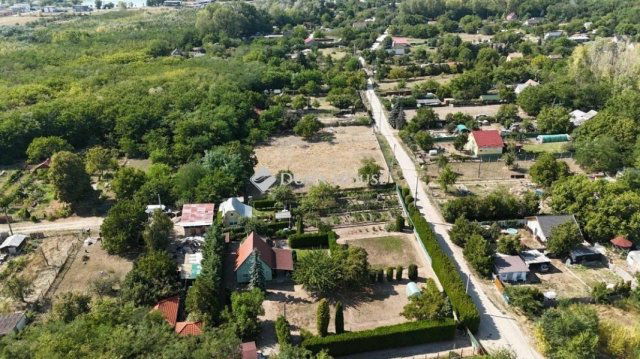 Eladó családi ház, Dunaharasztin 19.9 M Ft, 2 szobás