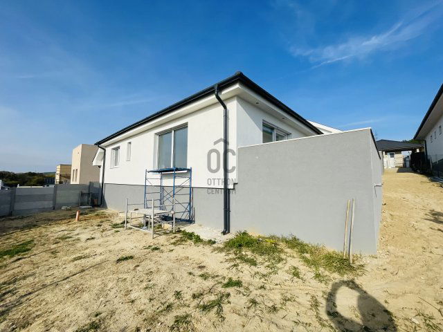Eladó családi ház, Kerepesen 85.5 M Ft, 4 szobás