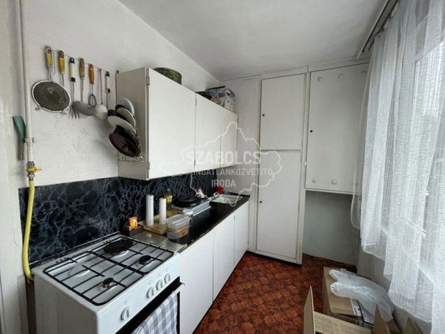 Eladó téglalakás, Nyíregyházán 45 M Ft, 2+2 szobás