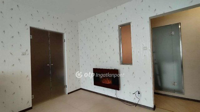 Eladó panellakás, Budapesten, IV. kerületben 76.9 M Ft, 2 szobás