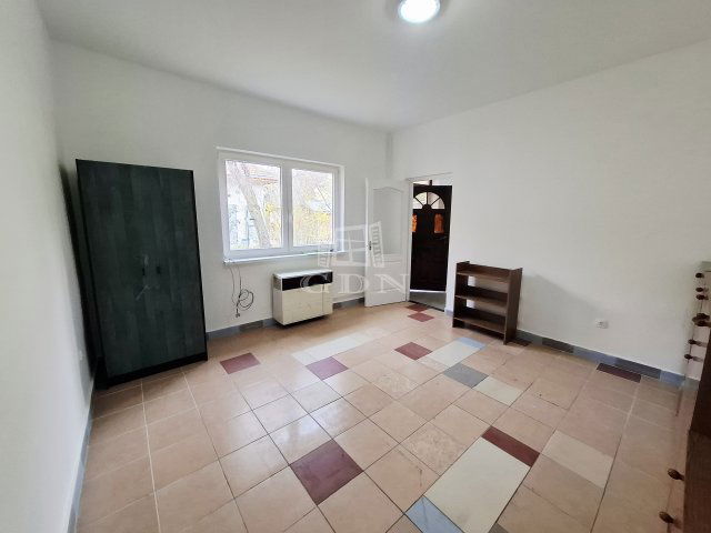 Eladó téglalakás, Budapesten, XV. kerületben 40.9 M Ft, 1 szobás