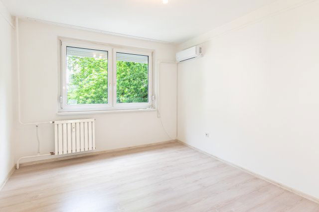 Kiadó panellakás, albérlet, Miskolcon 135 E Ft / hó, 2 szobás