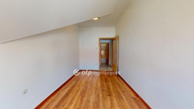 Eladó téglalakás, Mezőkövesden 24.9 M Ft, 2 szobás