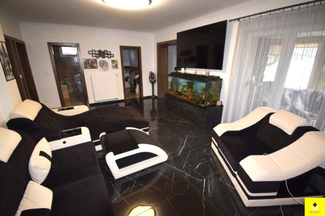 Eladó családi ház, Bükön 250 M Ft, 6 szobás