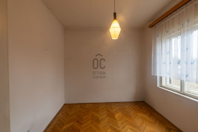 Eladó családi ház, Székesfehérvárott 72.9 M Ft, 3 szobás