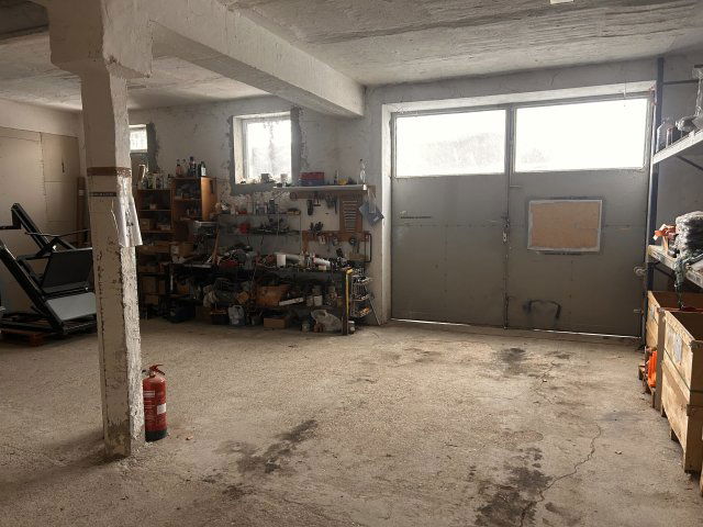 Eladó ipari ingatlan, Kistarcsán 65 M Ft / költözzbe.hu