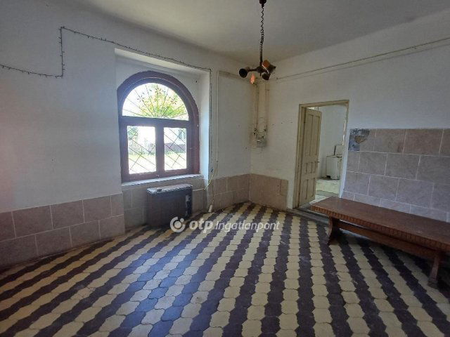 Eladó családi ház, Tiszavasváriban 7.9 M Ft, 3 szobás