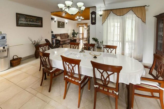 Eladó családi ház, Polgárdin 195 M Ft, 5 szobás