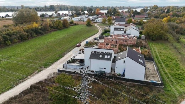 Eladó téglalakás, Ráckevén 69.9 M Ft, 2 szobás