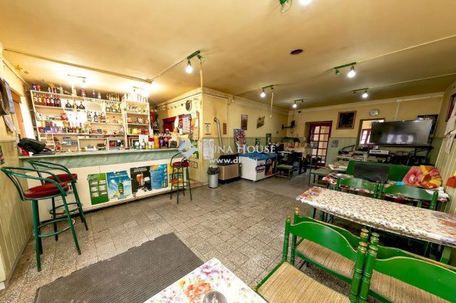 Eladó családi ház, Mezőszilason 52.9 M Ft, 1 szobás