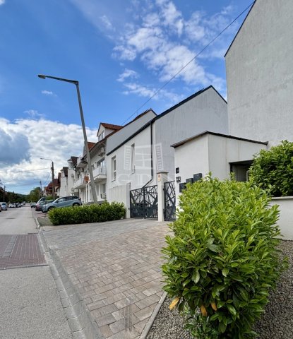 Eladó téglalakás, Budaörsön 164.9 M Ft, 3+1 szobás