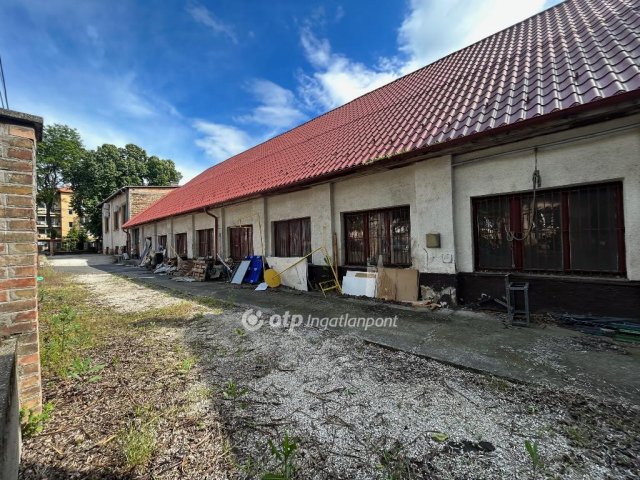 Kiadó üzlethelyiség, Budapesten, XIV. kerületben 1500 E Ft / hó