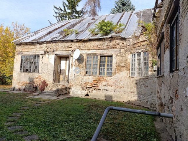 Eladó családi ház, Mohácson 35 M Ft, 1 szobás