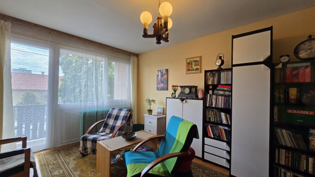 Eladó sorház, Dunaújvárosban, Nyárfa utcában 62.9 M Ft