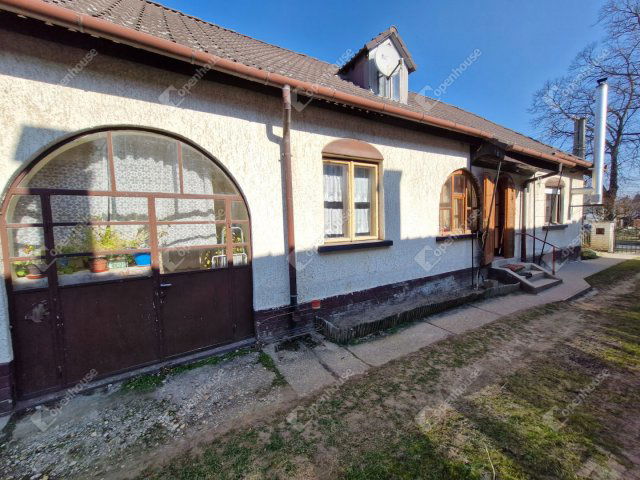 Eladó családi ház, Fityeházon 27.9 M Ft, 4 szobás