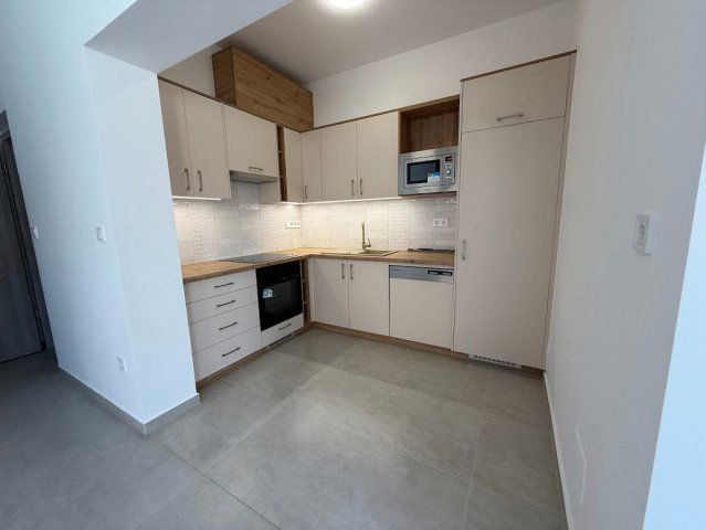 Eladó téglalakás, Kecskeméten 54 M Ft, 2 szobás