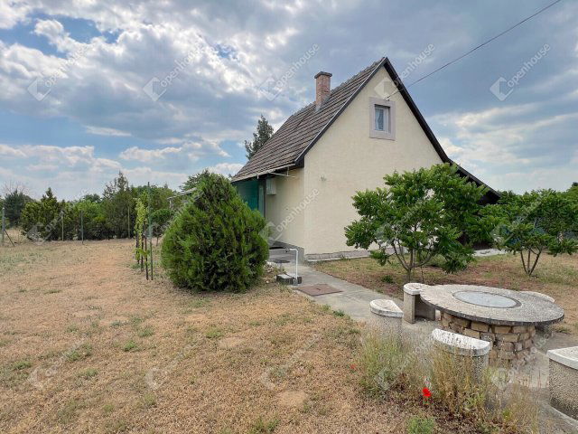 Eladó nyaraló, Monoron 28.9 M Ft, 2 szobás / költözzbe.hu