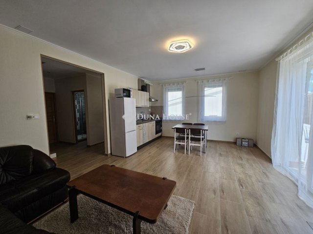 Eladó családi ház, Orfűn 89.9 M Ft, 3 szobás