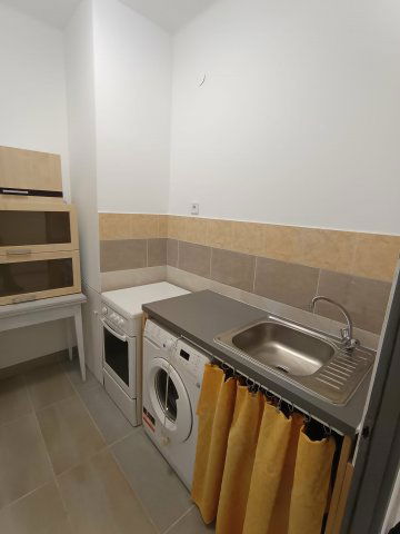 Kiadó téglalakás, albérlet, Tatabányán 130 E Ft / hó