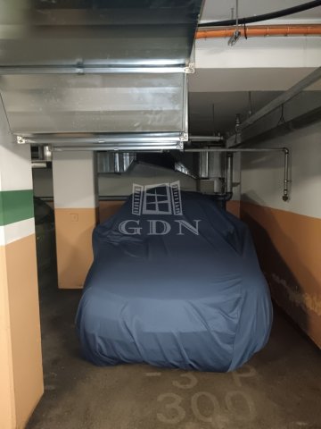 Eladó garázs, Budapesten, VIII. kerületben 8.4 M Ft