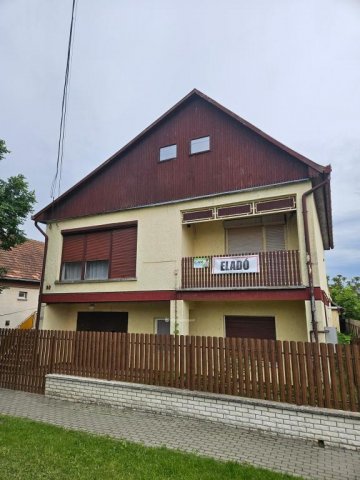 Eladó családi ház, Zagyvarékason 33.99 M Ft, 5 szobás