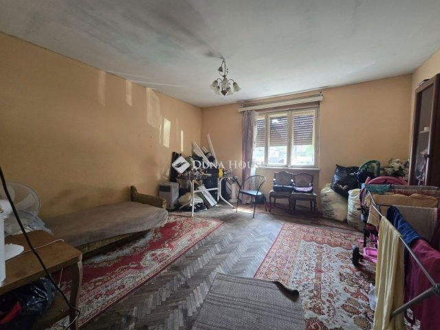 Eladó családi ház, Budapesten, XVIII. kerületben 84 M Ft