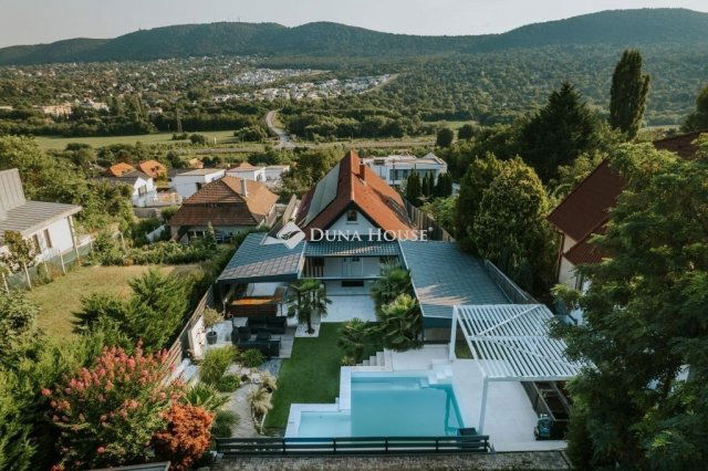 Eladó családi ház, Budapesten, III. kerületben 368.6 M Ft