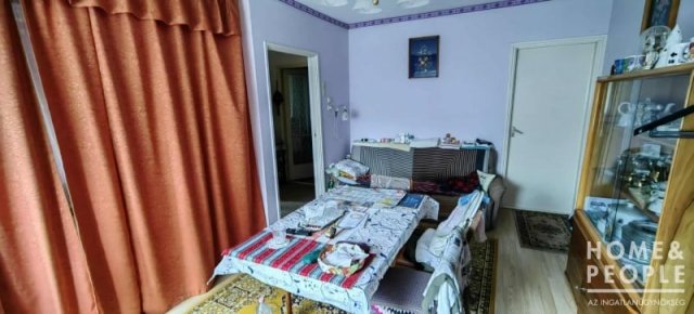 Eladó családi ház, Újszentivánon 89.9 M Ft, 6 szobás