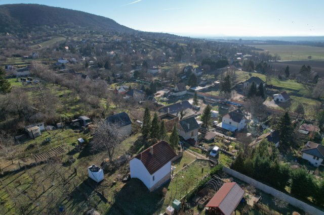 Eladó családi ház, Bajon 30 M Ft, 3 szobás