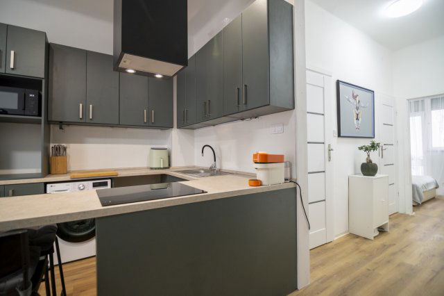 Eladó téglalakás, Budapesten, VII. kerületben 73.9 M Ft