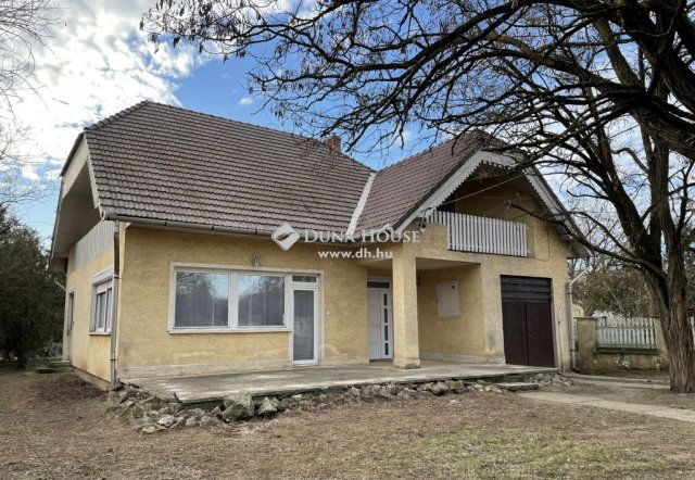 Eladó családi ház, Erdőkertesen 91.9 M Ft, 4 szobás
