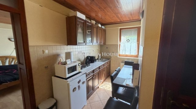 Eladó családi ház, Sárváron 115 M Ft, 7 szobás