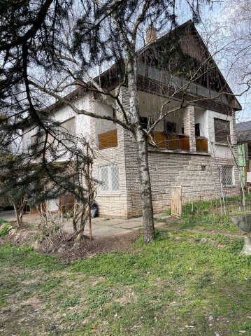 Eladó családi ház, Piliscsabán 99 M Ft, 5 szobás