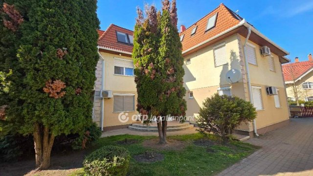 Kiadó téglalakás, albérlet, Hajdúszoboszlón 250 E Ft / hó