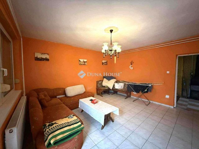 Eladó családi ház, Győrött 85 M Ft, 5 szobás