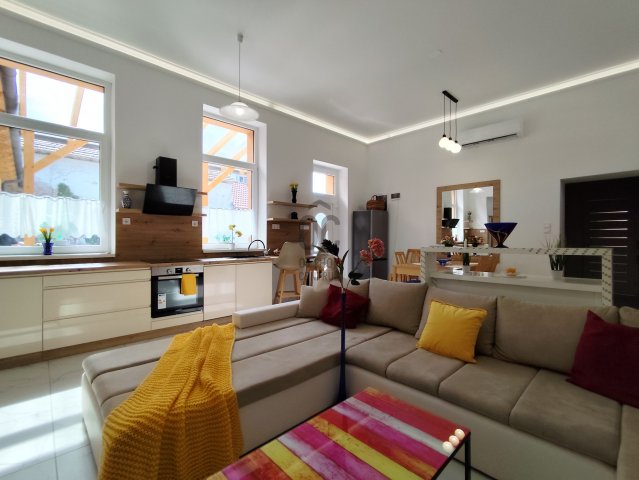 Kiadó téglalakás, albérlet, Kecskeméten 450 E Ft / hó