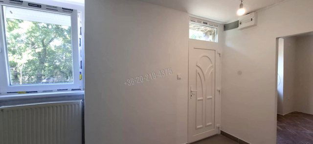 Eladó téglalakás, Petőfibányán 26 M Ft, 1 szobás