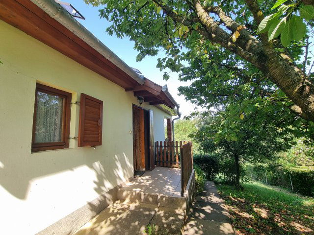 Eladó családi ház, Zalaapátin 25 M Ft, 2 szobás