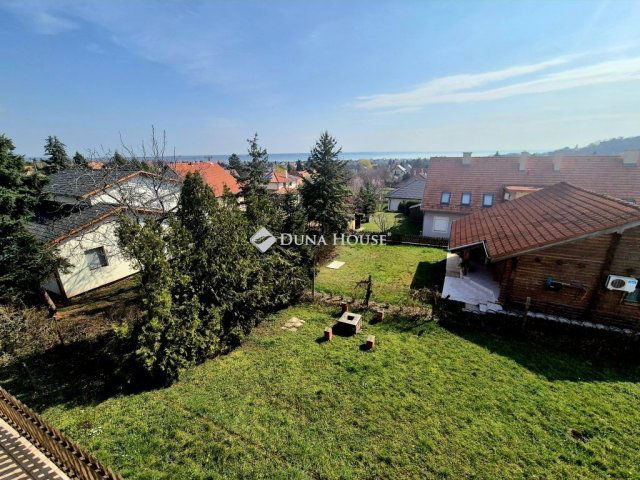 Eladó családi ház, Balatonalmádiban 119.9 M Ft, 4 szobás