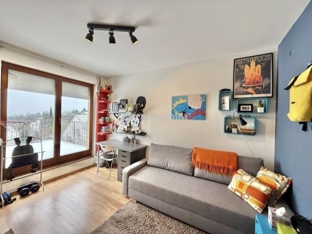 Eladó családi ház, Pécsett 129.9 M Ft, 5 szobás