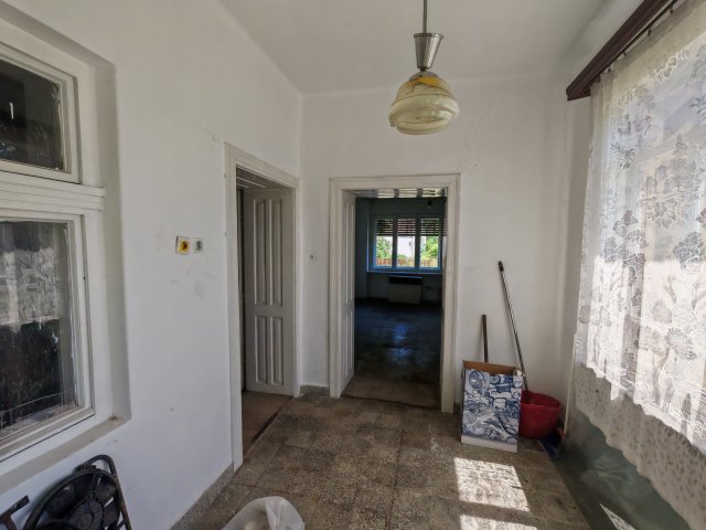 Eladó családi ház, Szuhán 12 M Ft, 3 szobás