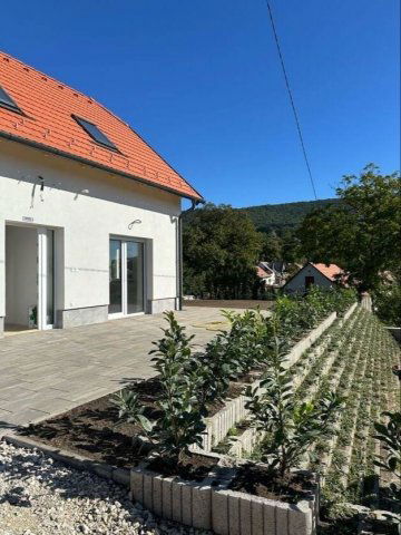 Eladó családi ház, Pilisszántón 120 M Ft, 4 szobás