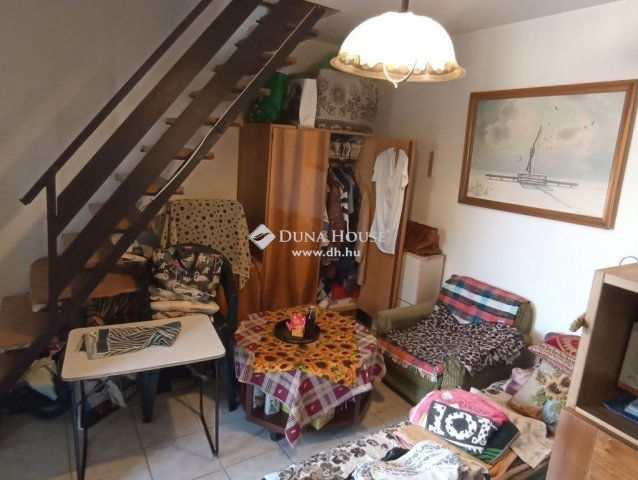 Eladó nyaraló, Gombán 36 M Ft, 2 szobás / költözzbe.hu