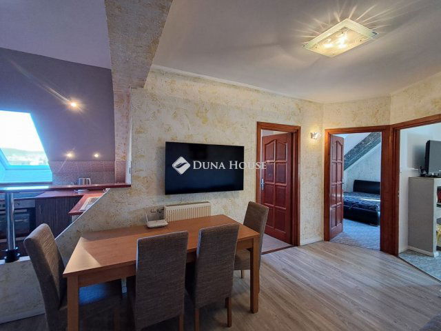 Eladó téglalakás, Pécsett, Fáy András utcában 59 M Ft