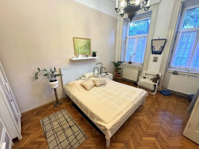 Eladó téglalakás, Budapesten, IV. kerületben 149 M Ft, 7 szobás