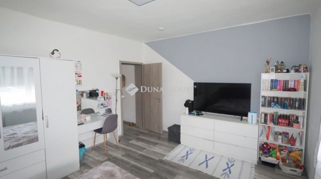 Eladó családi ház, Zalaegerszegen 69.99 M Ft, 2 szobás