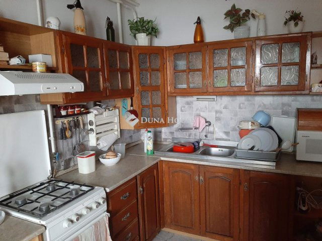 Eladó családi ház, Jászberényben 59 M Ft, 2 szobás