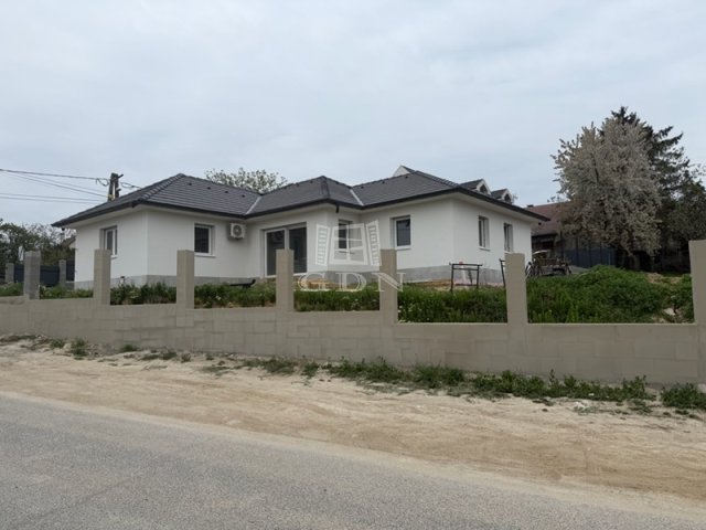 Eladó családi ház, Budapesten, XXII. kerületben 165 M Ft